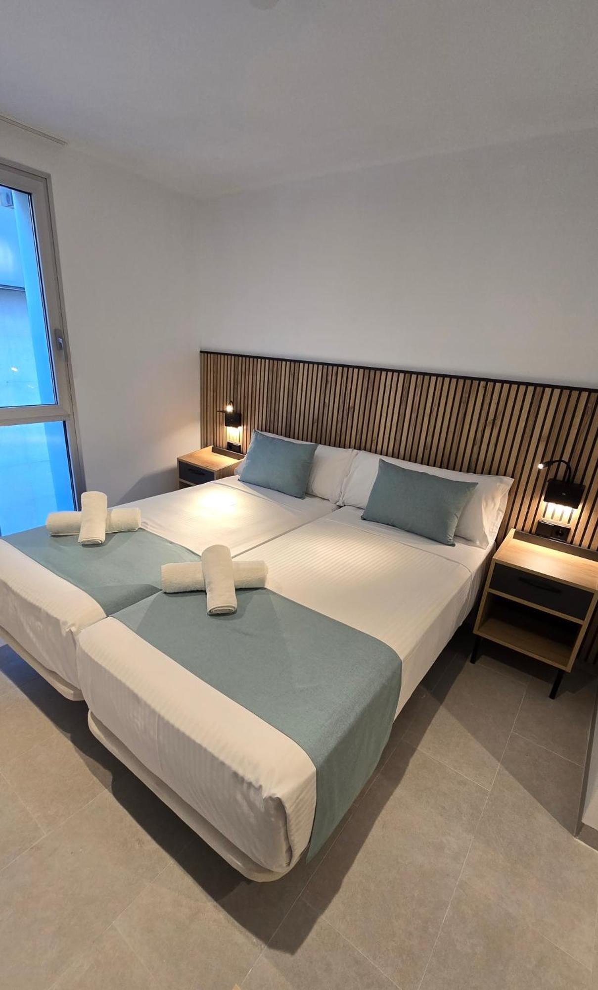 Hostal Rambla 24 By Holihome Alicante Exterior foto